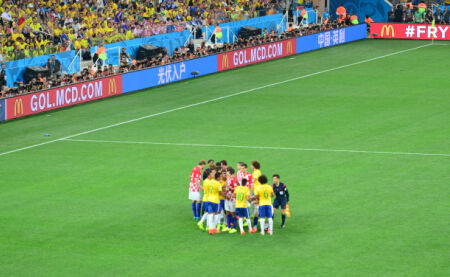 广泛的讨论 广泛的讨论