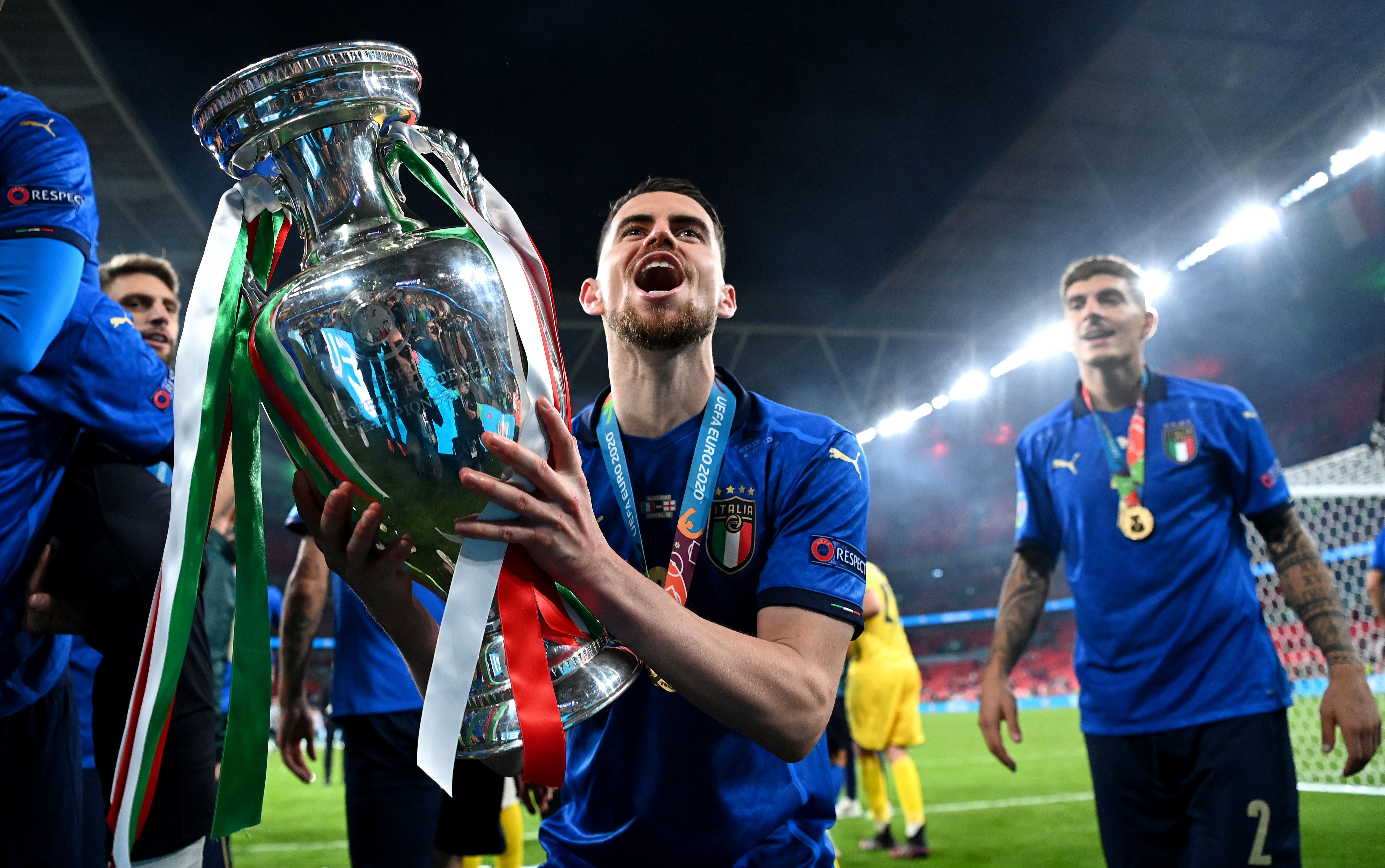 从引援恩佐 从引援恩佐