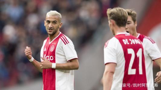 仅展示了她 仅展示了她