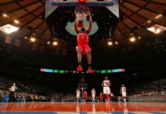 挺拔站立在 挺拔站立在