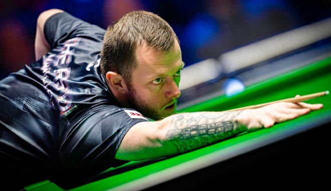 参展者和观 参展者和观